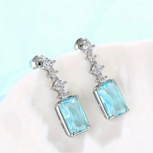 NEW-Elegant Silver Drop Earrings with Blue Crystal and CZ Accents - Picture 1 of 5